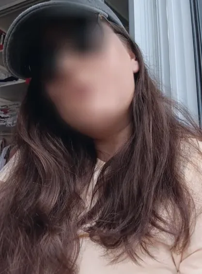 Amalie, 32