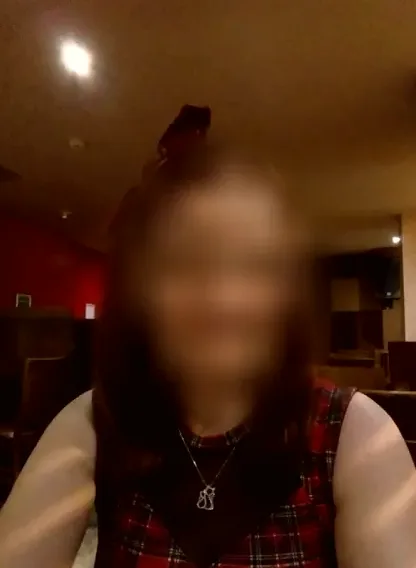 Anna, 38