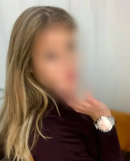 Cecilie, 21