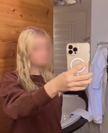 Frederikke, 20