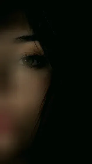 Isabella, 26