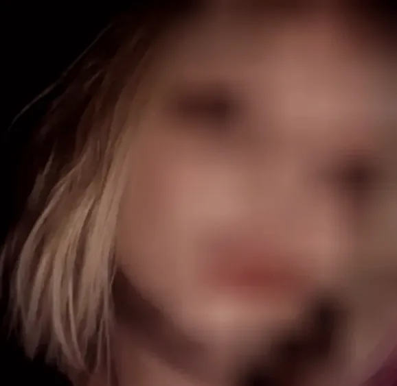 Lea, 19