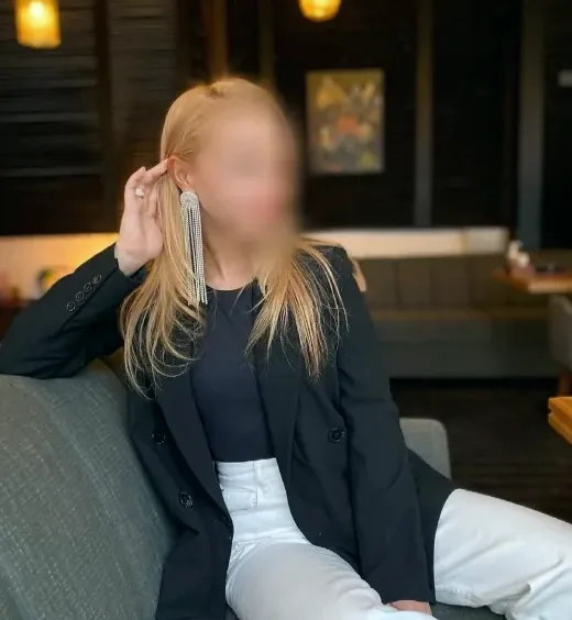 Sanne, 32