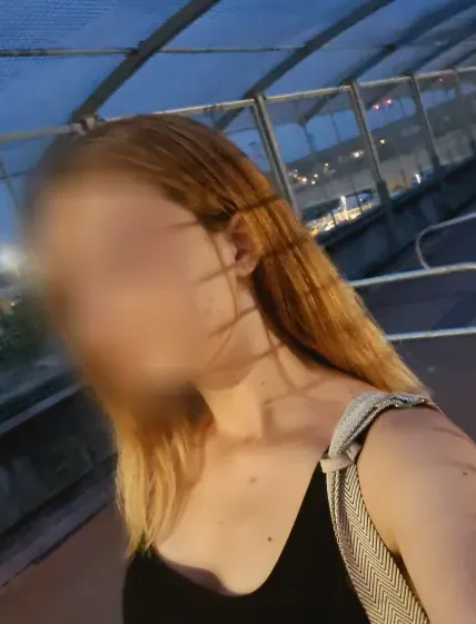 Tilde, 23